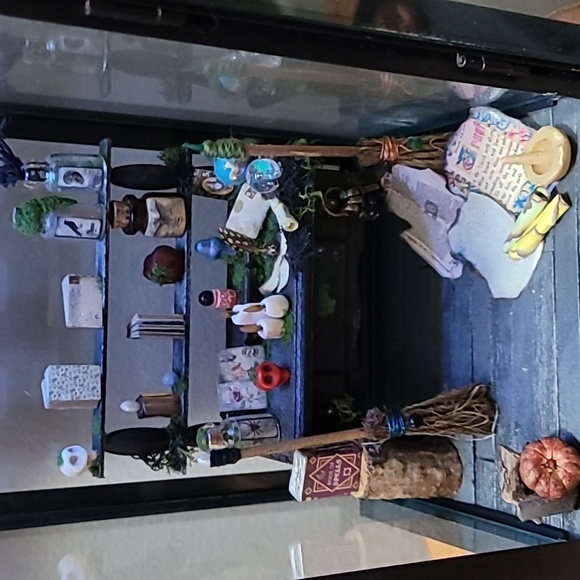 Miniature Apothecary Lantern - Picture 2 of 5